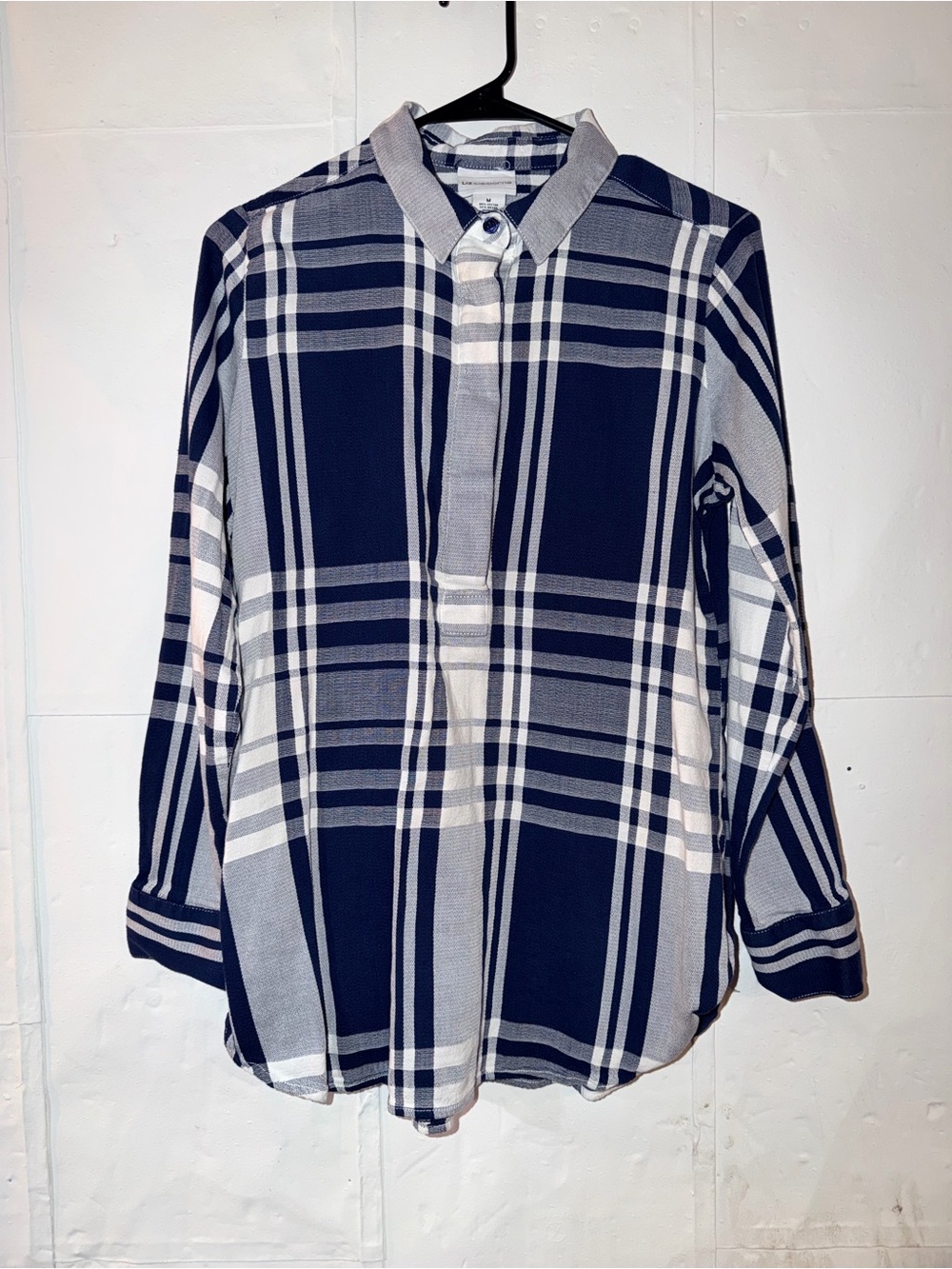 Liz Claiborne Navy and White Plaid Button-Down Shirt 66% cotton 34% rayon